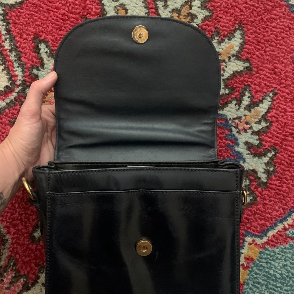 VINTAGE 👜mod leather + brass purse w/ patchwork - Picture 3 of 6